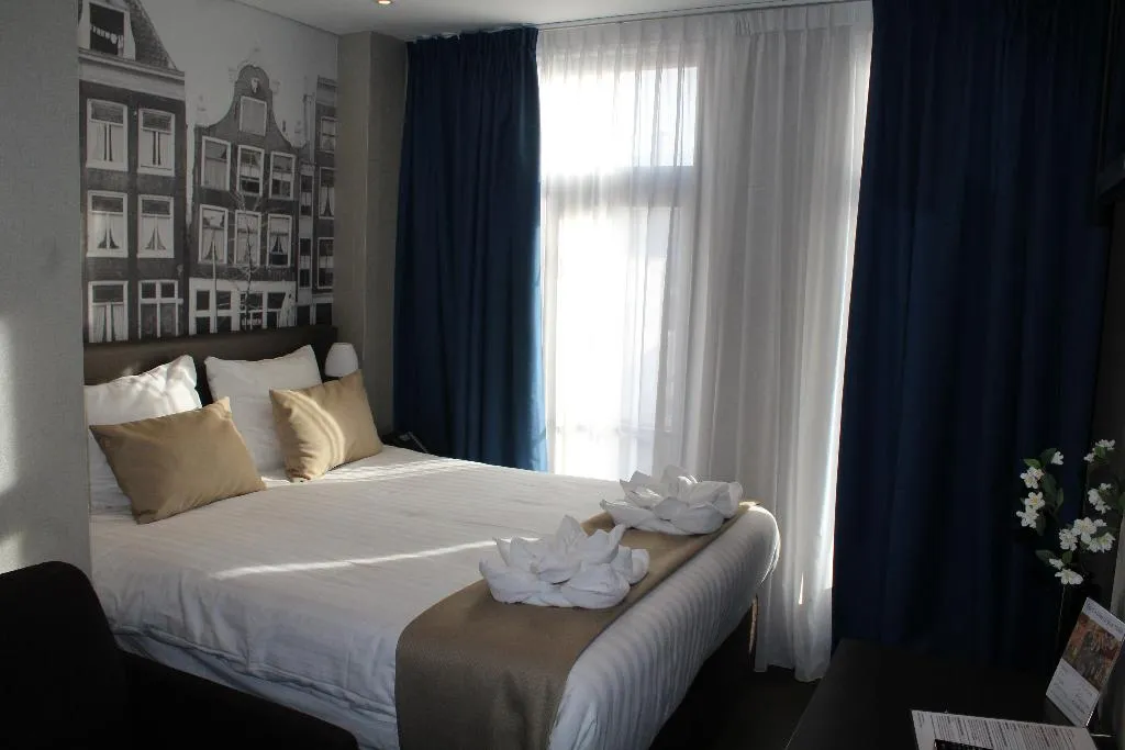 TWIN DELUXE Room, Royal Amsterdam Hotel, Amsterdam