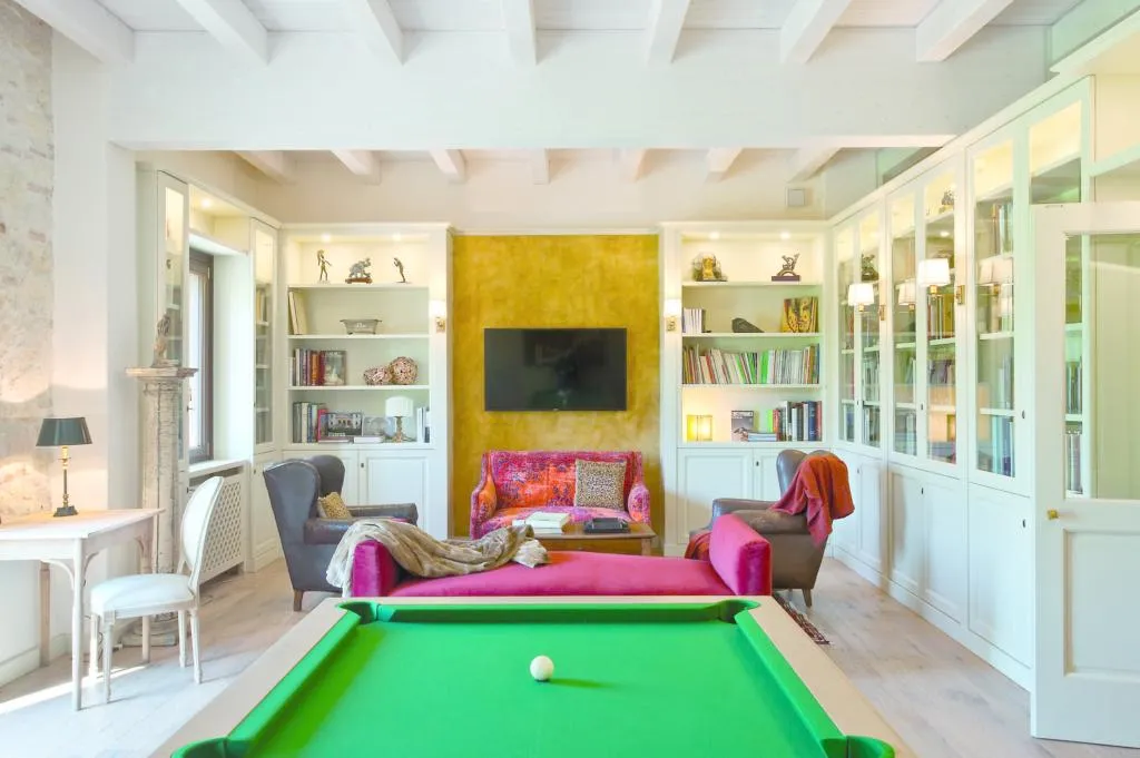 Sports and Entertainment, La Barchessa di Villa Pisani, Venice