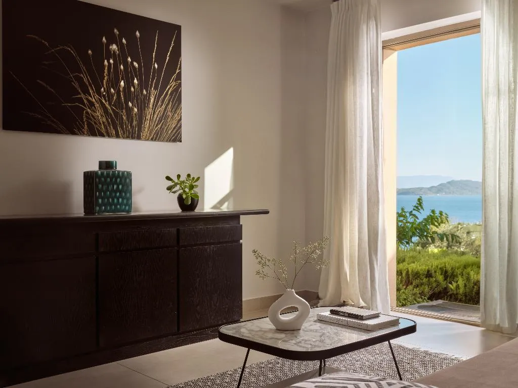 VILLA THREE BEDROOMS WITH PRIVATE POOL Room, Eagles Villas, Thessaloniki