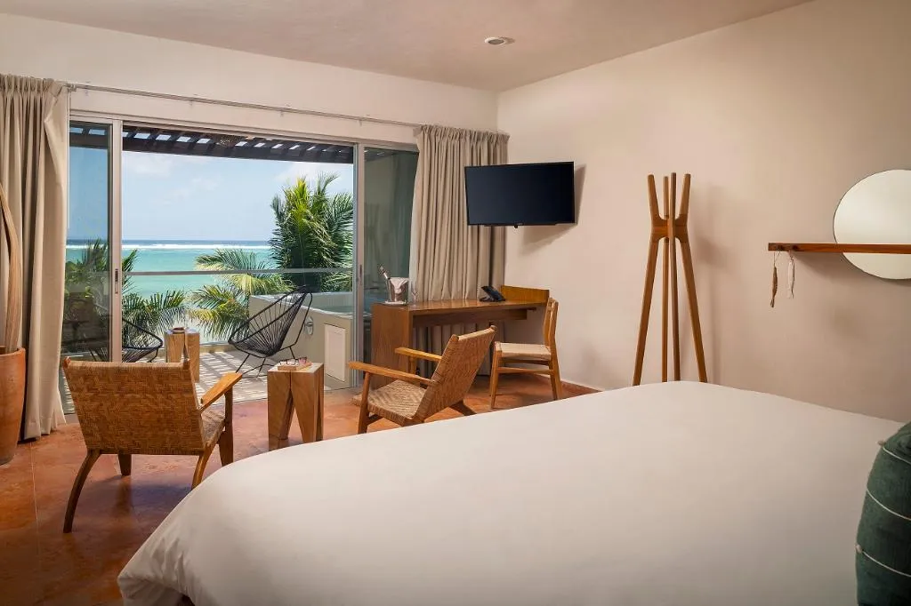 SUITE BEACH FRONT Room, Mereva Tulum, Cancun Area