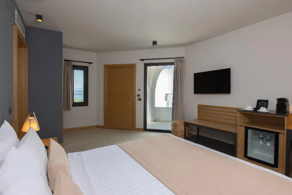 DOUBLE GARDEN VIEW WITH BALCONY Room, Senses Hotel Bodrum, Bodrum