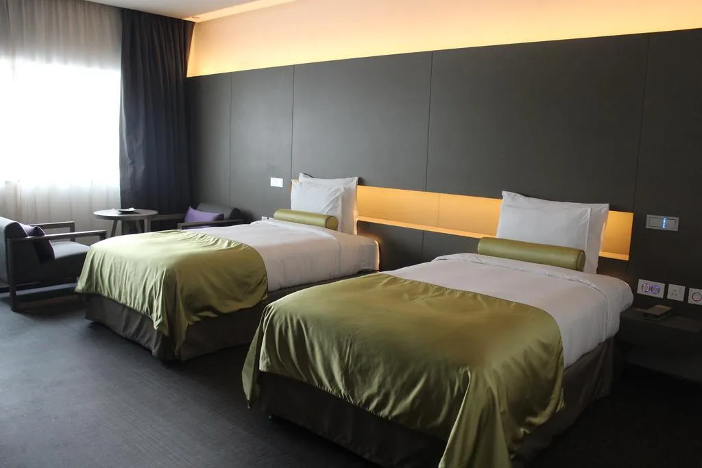 Double or Twin SUPERIOR CITY VIEW Room, 72 Hotel, Dubai