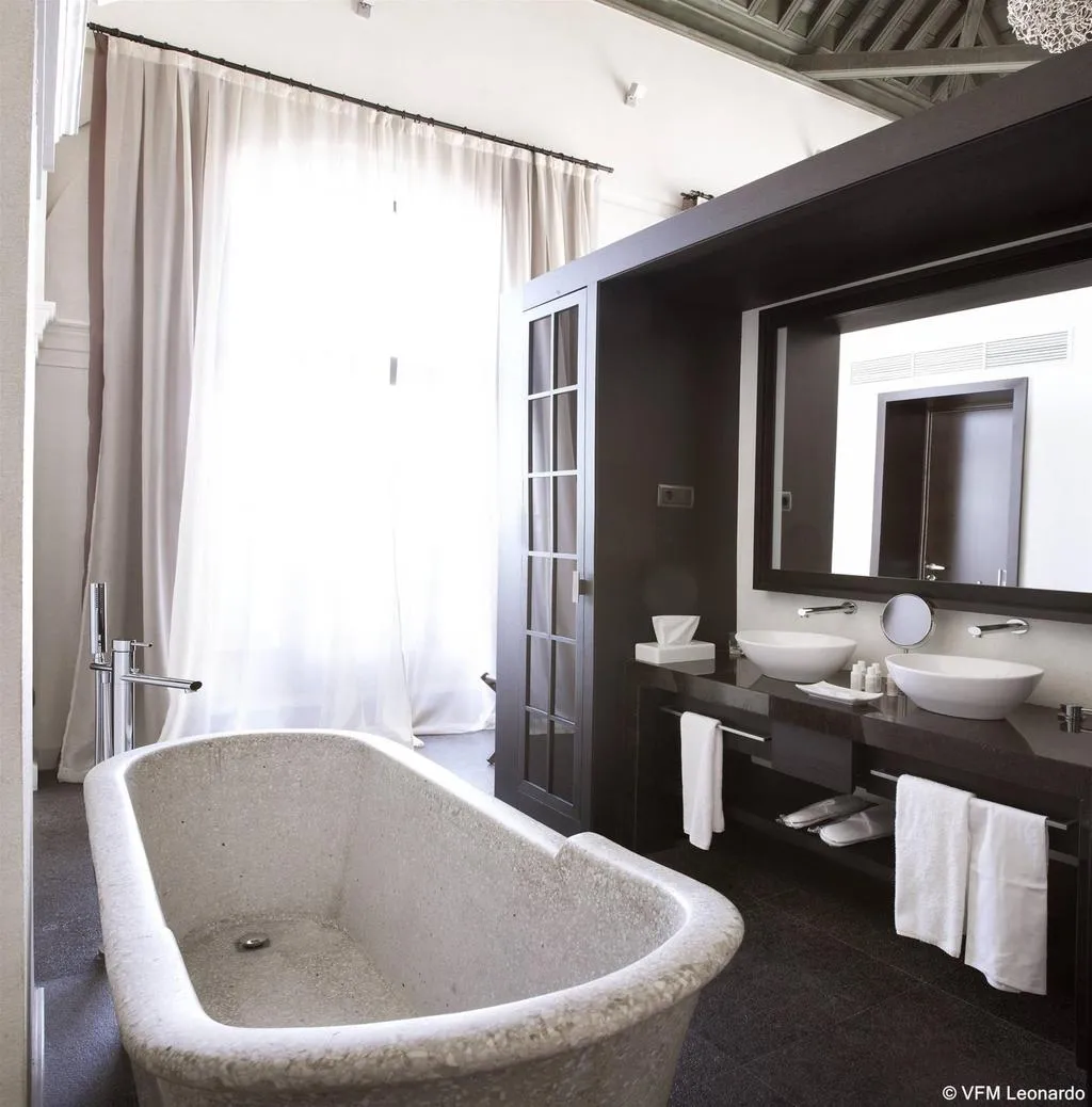 Room, CoolRooms Palacio Villapanes 5 GL, Seville