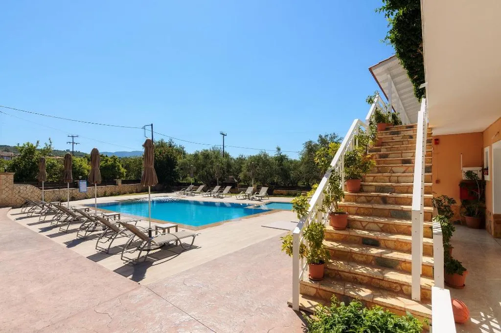 Sports and Entertainment, Artemis Room, Zante