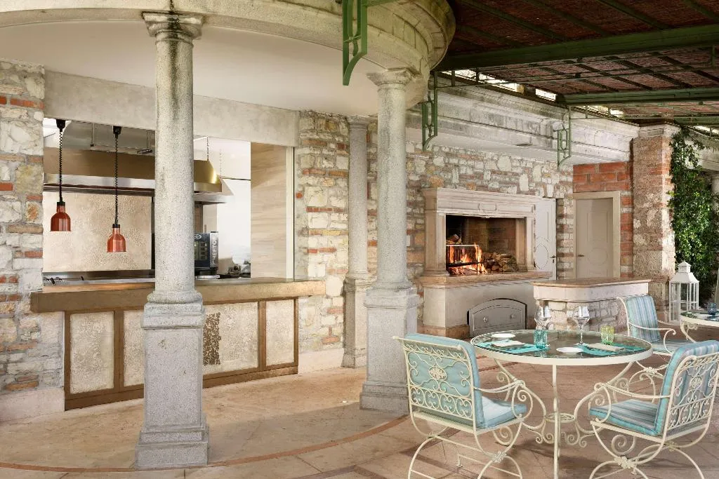 Restaurant, Villa Cortine Palace Hotel, Milan