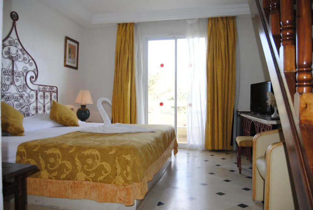 QUADRUPLE DUPLEX SUPERIOR Room, Djerba Aqua Resort, Tunisia