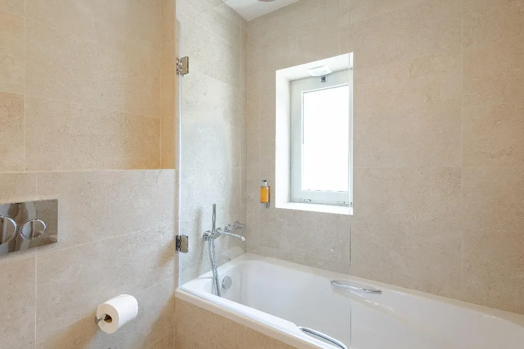 SUITE CAPACITY 1 Room, Navarras, Porto