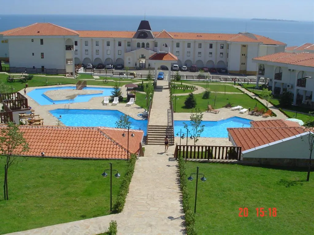 Pool, Kampani bells apart Complex, Bourgas