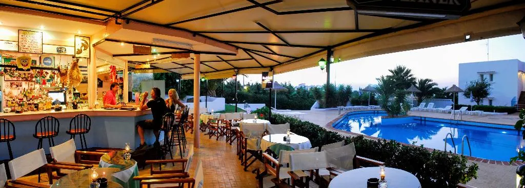 Bar, Golden Dream Apartments, Crete