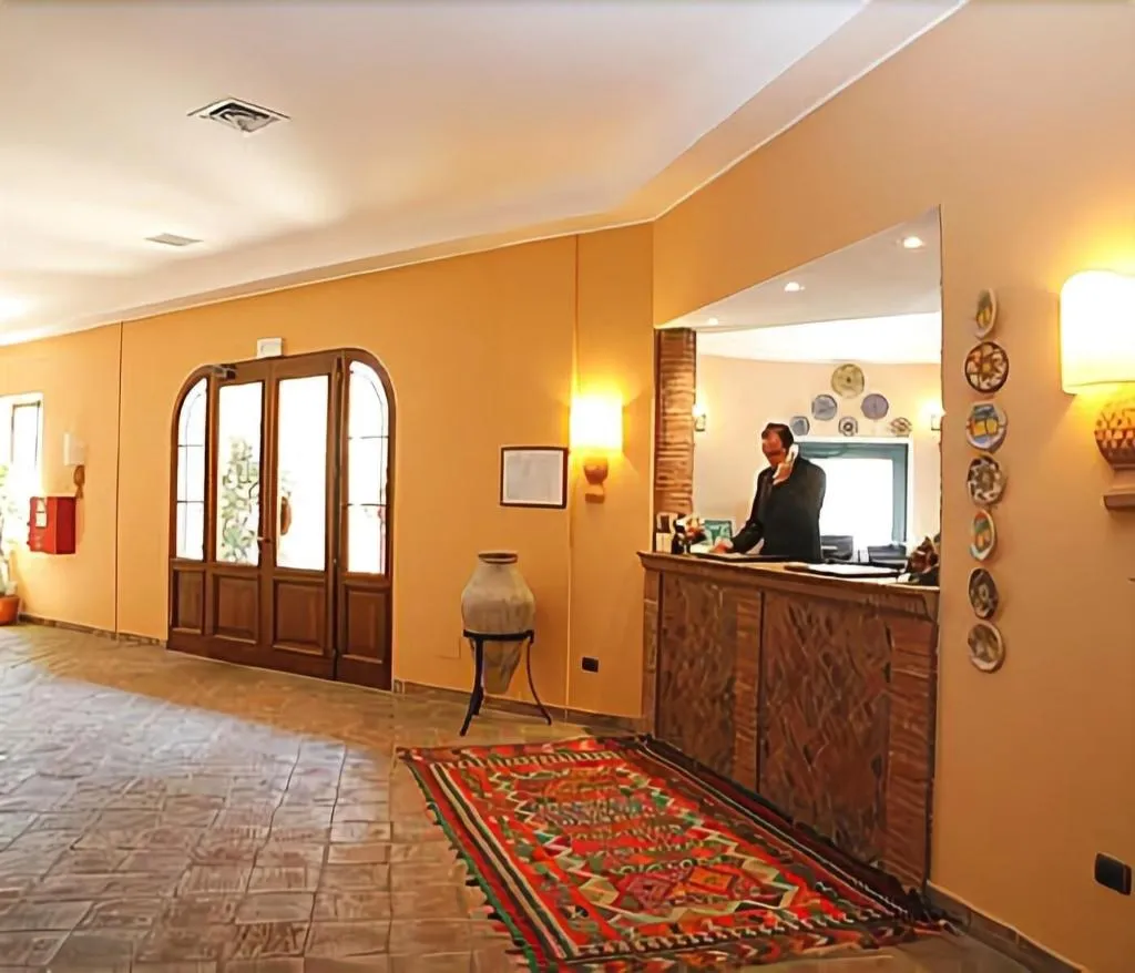 Lobby, Hotel Puntamajata, Catania