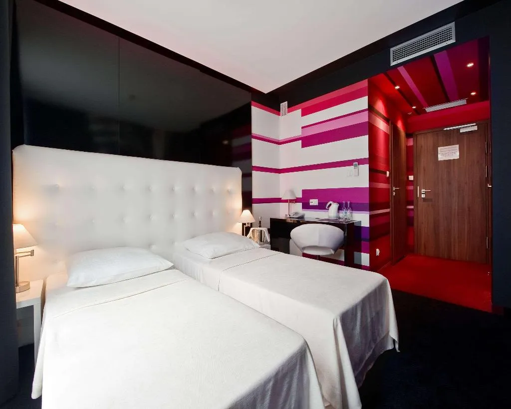 TWIN PREMIUM Room, Best Western Plus Krakow Old Town, Krakow