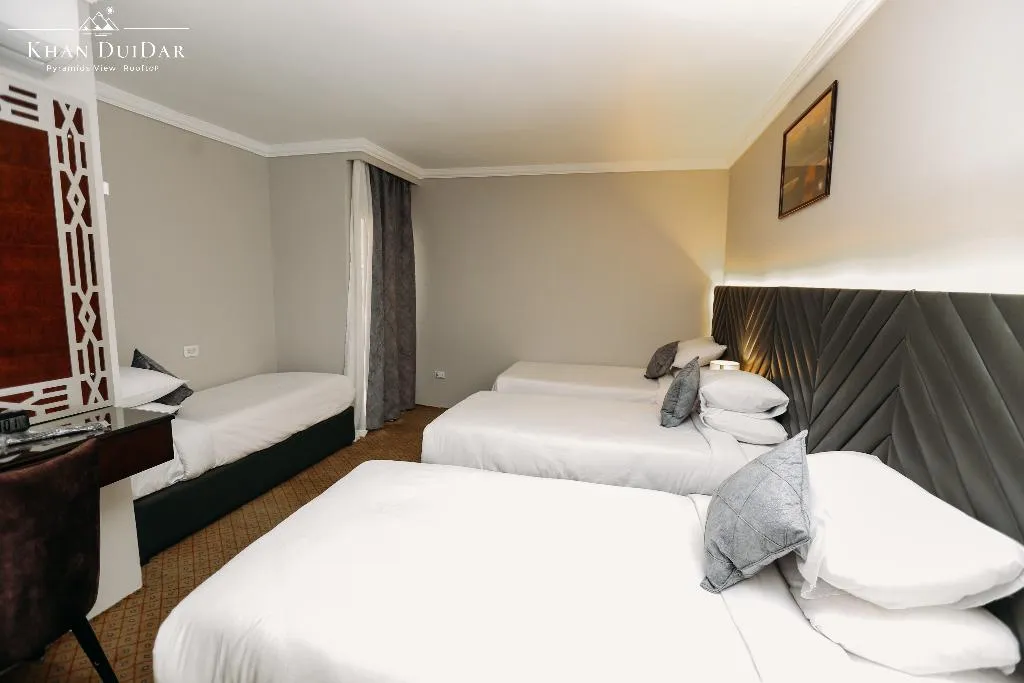 QUADRUPLE FOUR BEDROOMS ONE BATHROOM Room, Khan Duidar Inn - Pyramids View Rooftop, Cairo