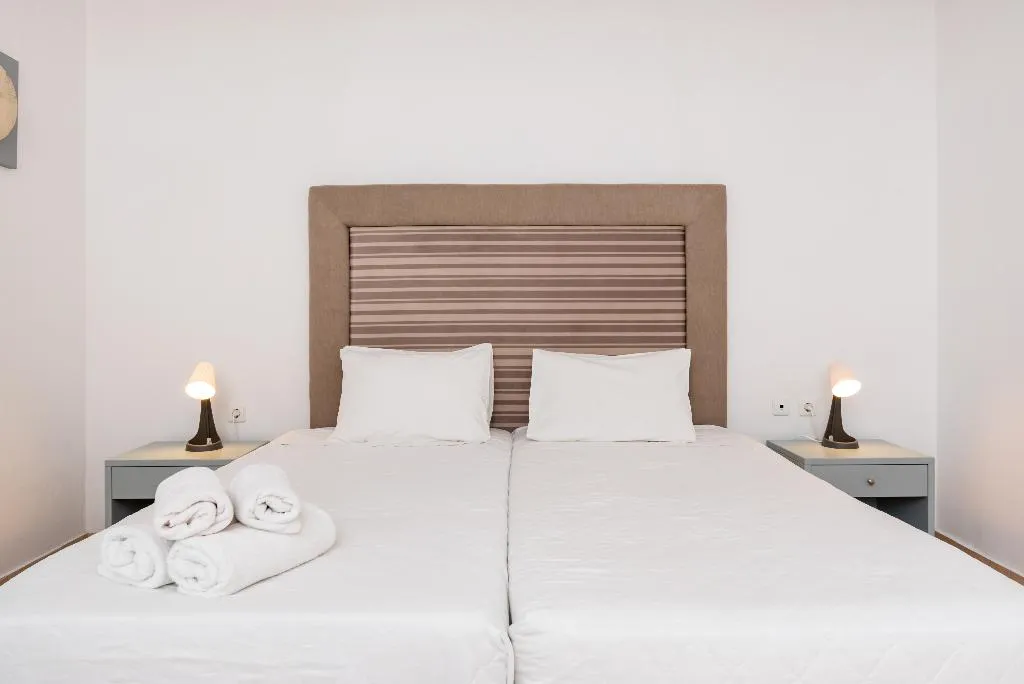 Double or Twin STANDARD Room, Maistros Village, Santorini