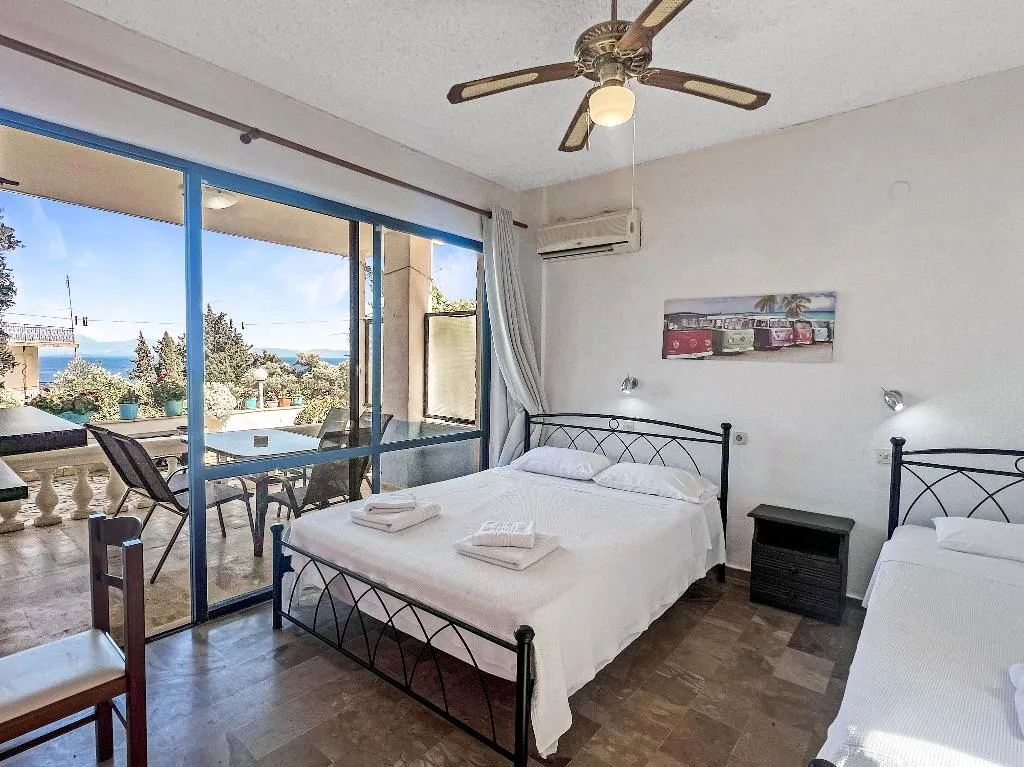 APARTMENT CAPACITY 5 Room, Andromaches Holiday apartments, Corfu