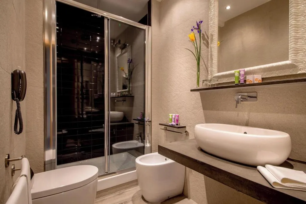 Room, Ariston, Rome