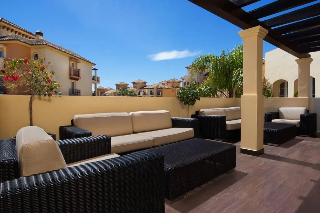 Terrace, Marriott's Marbella B.Resort, Costa Del Sol