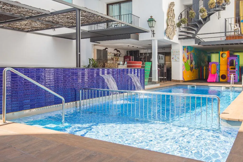 Pool, Hotel Neptuno Calella, Costa Brava