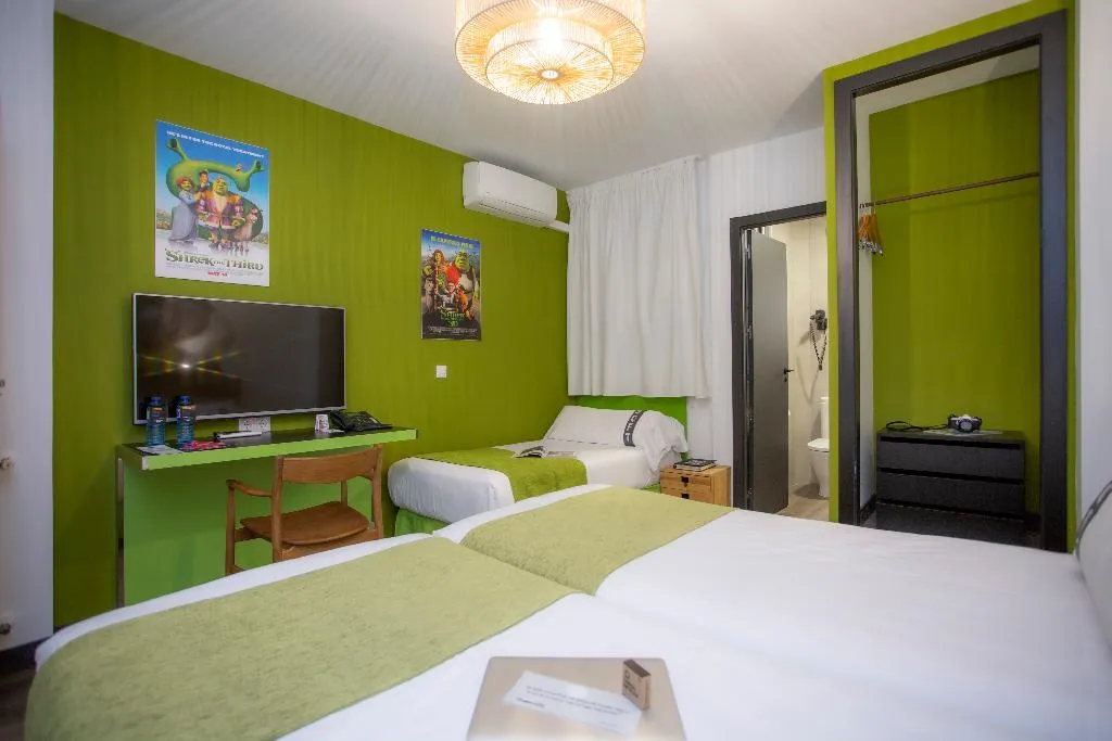 TRIPLE INNER Room, Casual Del Cine Valencia, Valencia