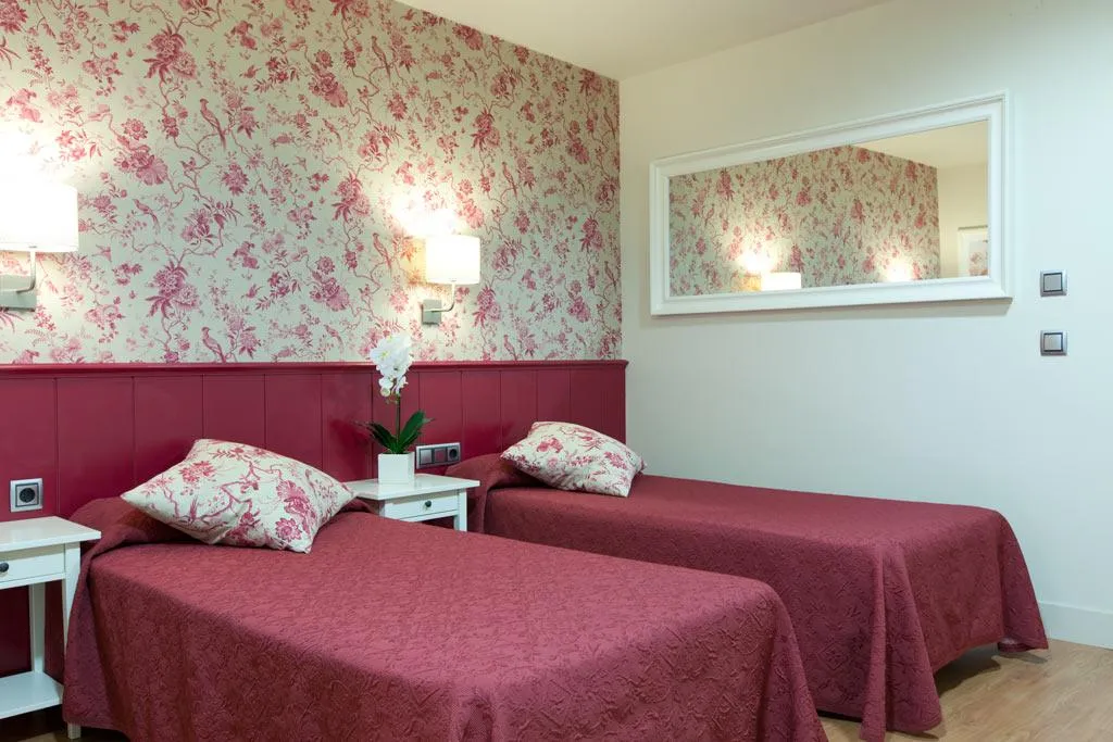 SINGLE STANDARD Room, Hostal Matheu, Madrid