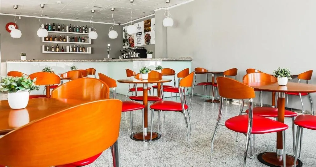Bar, Safari, Valencia