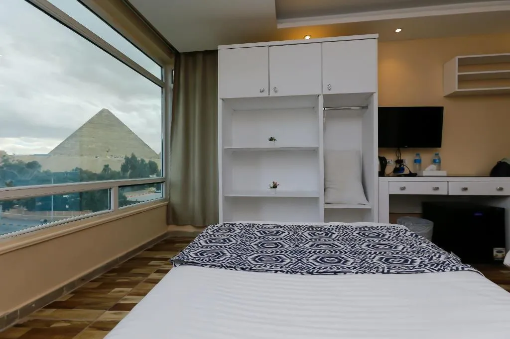 Room, Turquoise Pyramids Hotel, Cairo