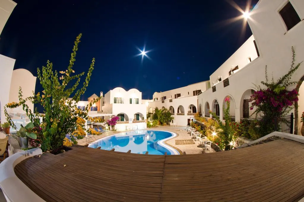 General view, New Haroula, Santorini