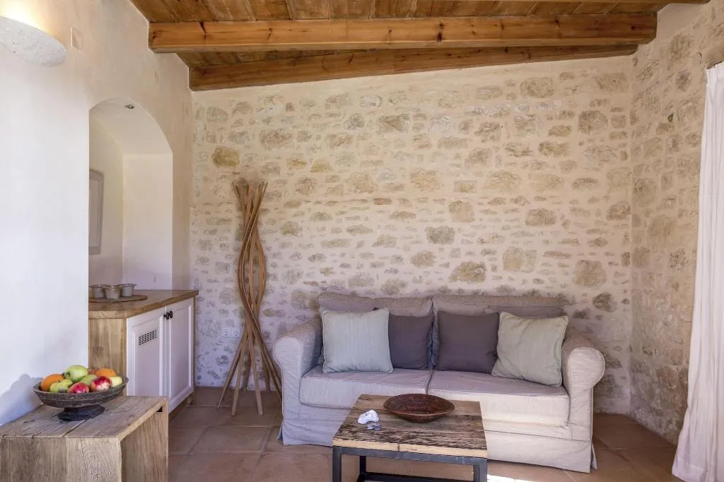 Room, Kapsaliana Village Hotel, Crete