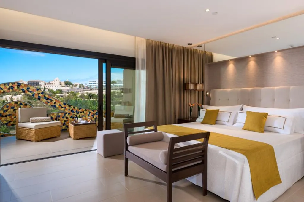 Room, GF Victoria, Tenerife
