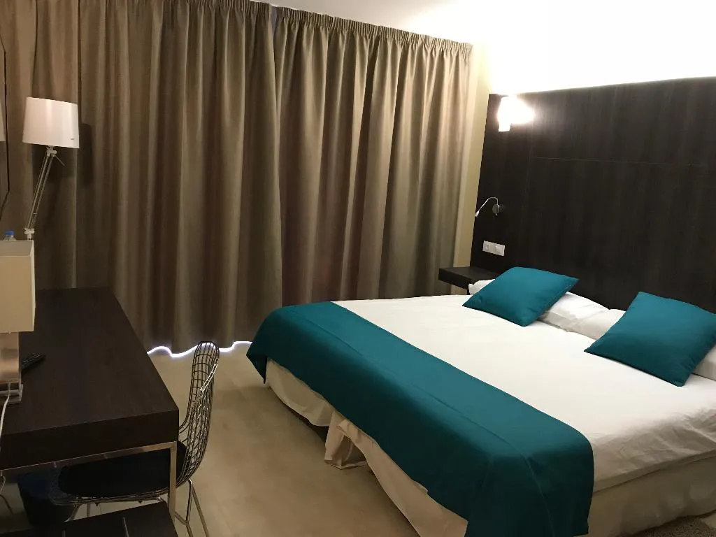 Double or Twin DELUXE WITH BALCONY Room, Hotel La Aldea Suites, Gran Canaria