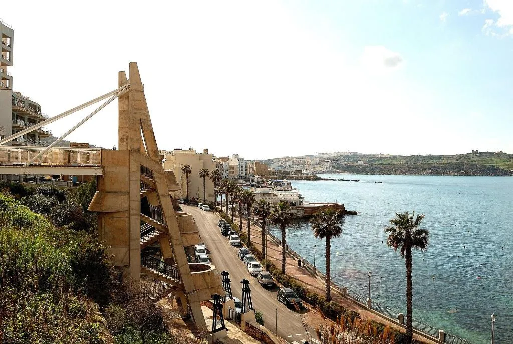 Beach, Tarona Guesthouse, Malta