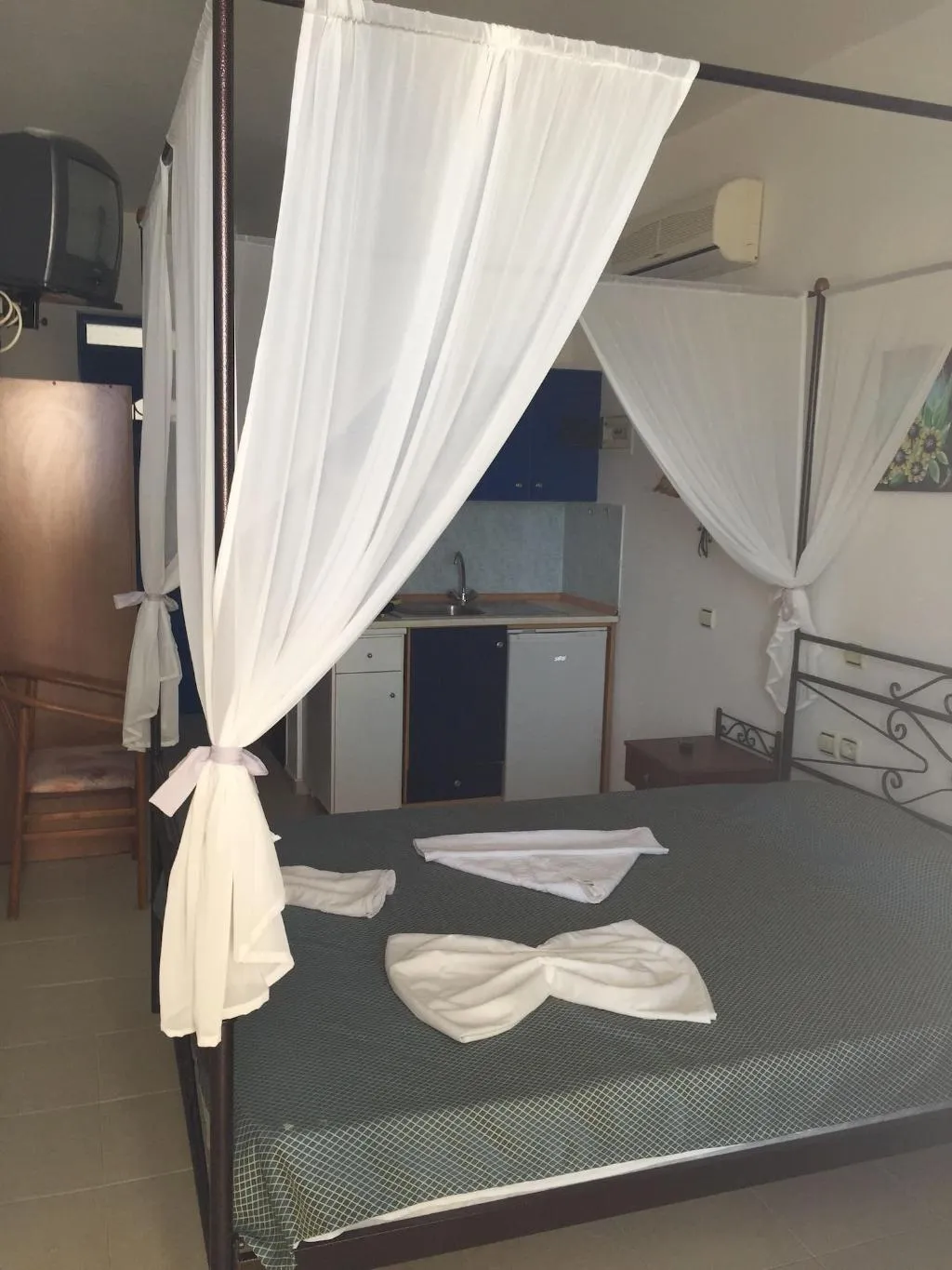 Room, Anastasia Studios, Rhodes