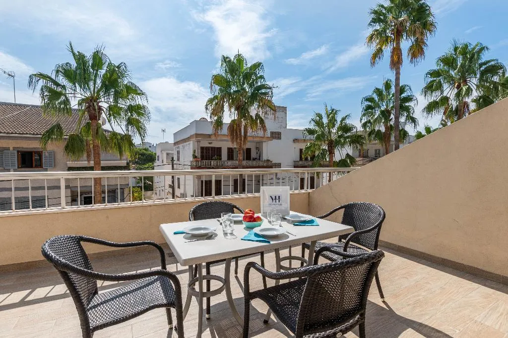 APARTMENT TWO BEDROOMS WITH TERRACE Room, Acapulco Apartments, Majorca