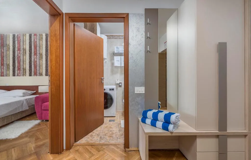 DOUBLE WITH TERRACE Room, Aparthotel Adeo, Istria