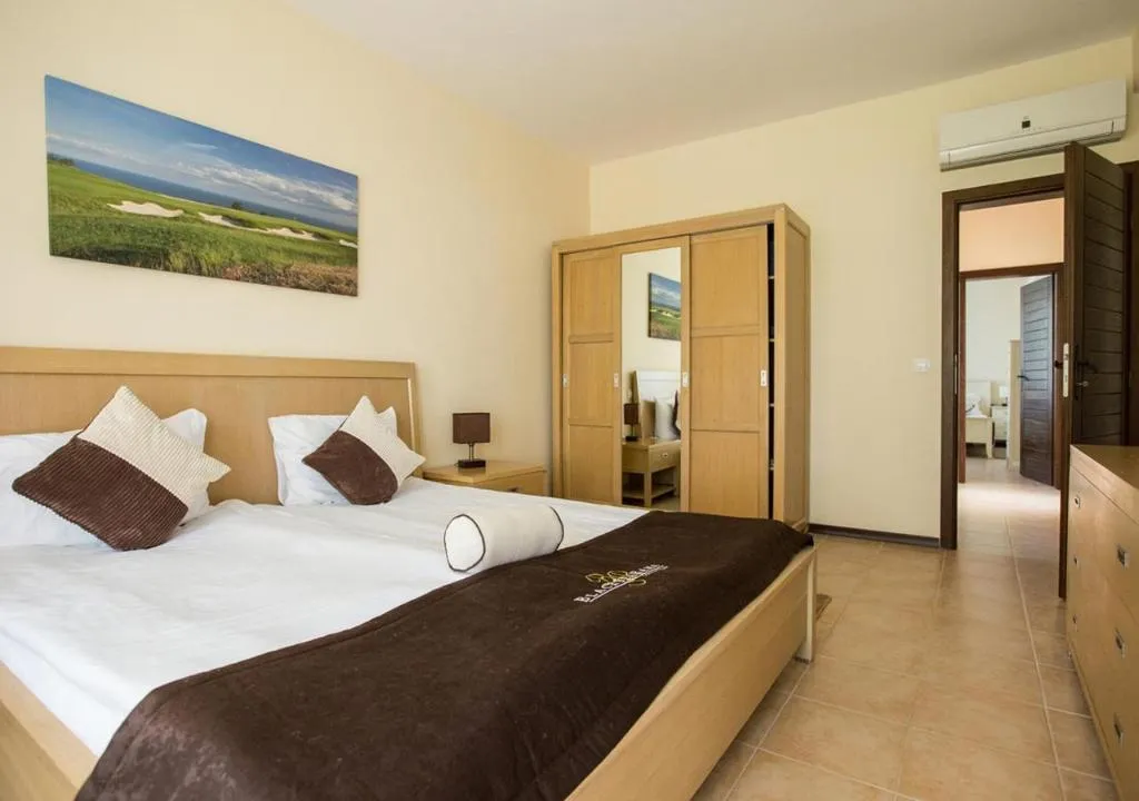 Room, BlackSeaRama Golf & Villas, Varna