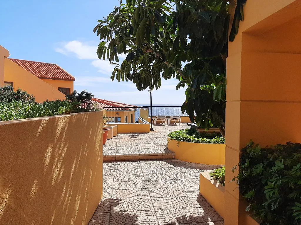 Terrace, Cais da Oliveira, Madeira