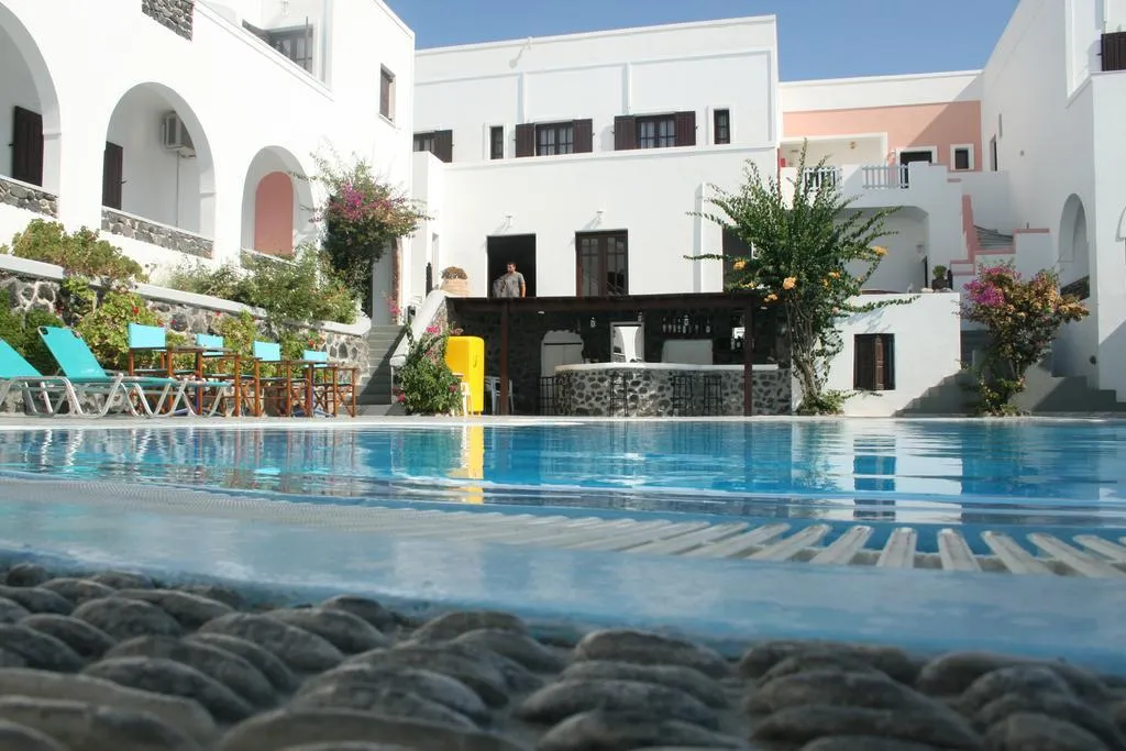 General view, New Haroula, Santorini