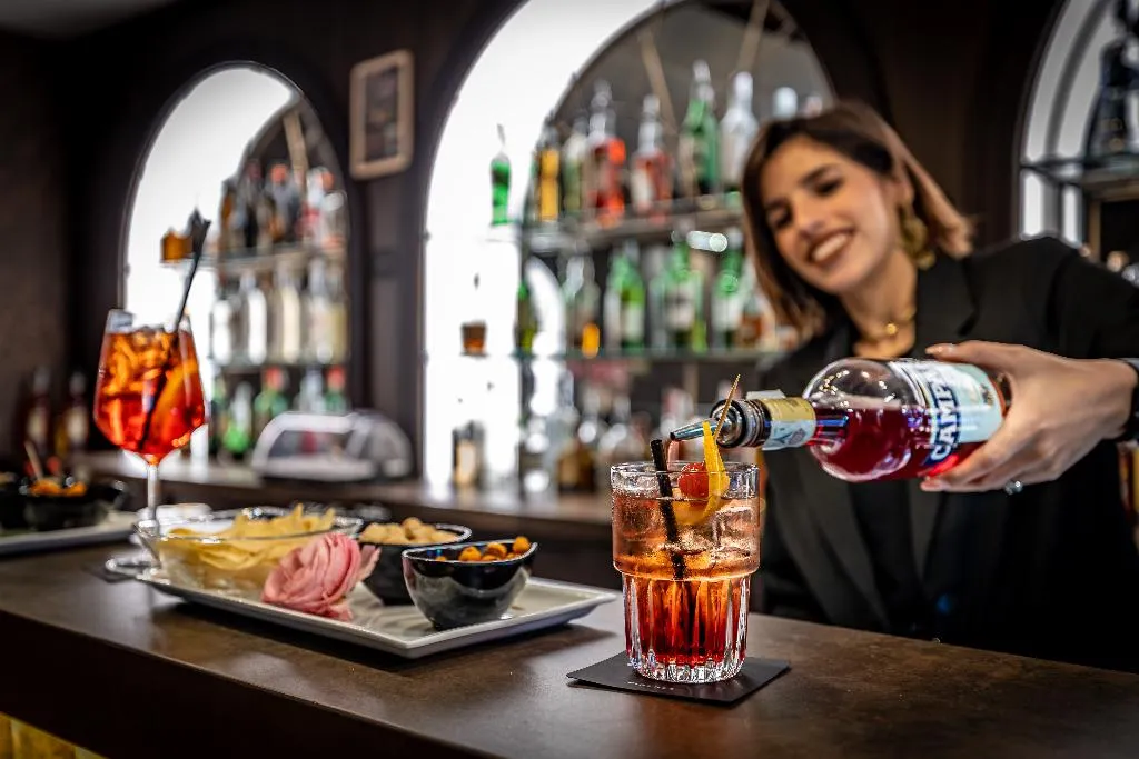 Bar, Palazzo Alfieri, Florence