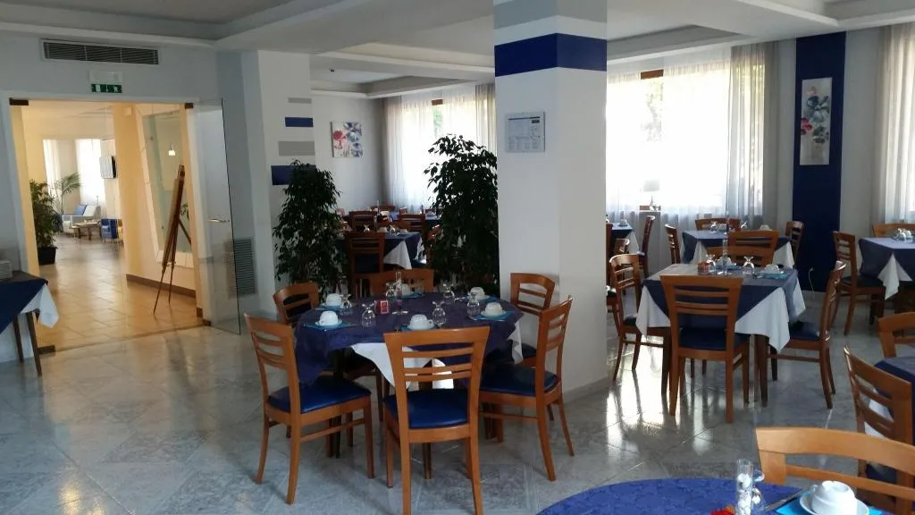 Restaurant, Leone, Naples