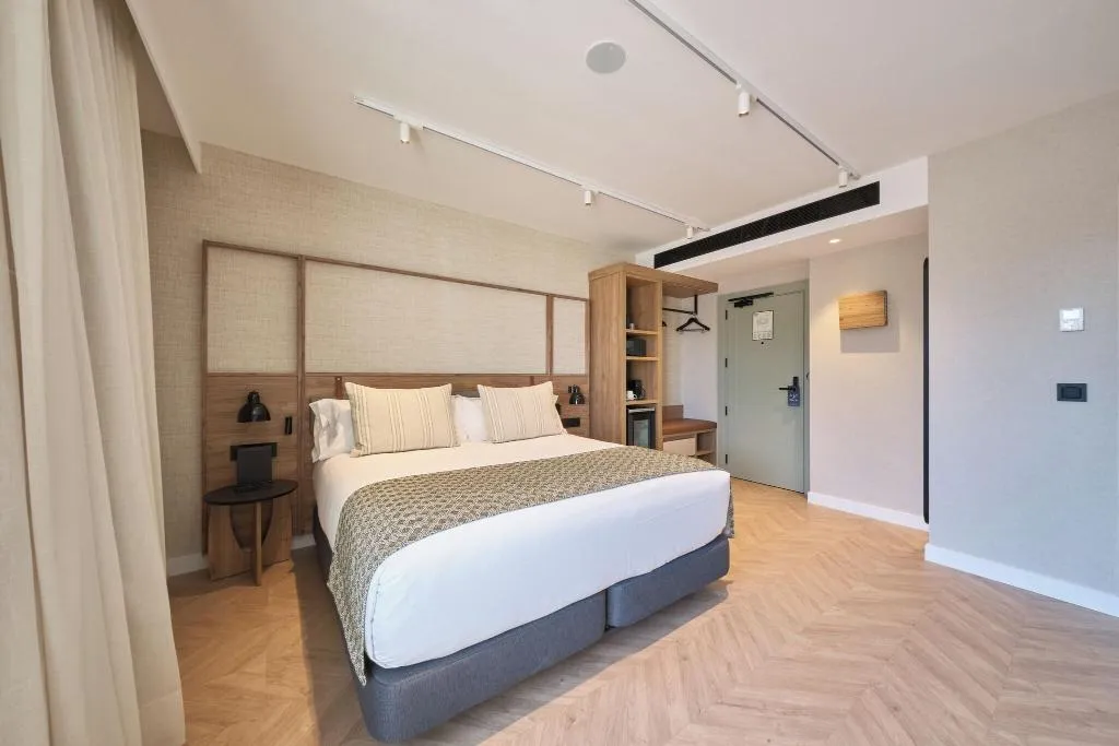 DOUBLE DELUXE Room, Catalonia Sagrada Familia, Barcelona