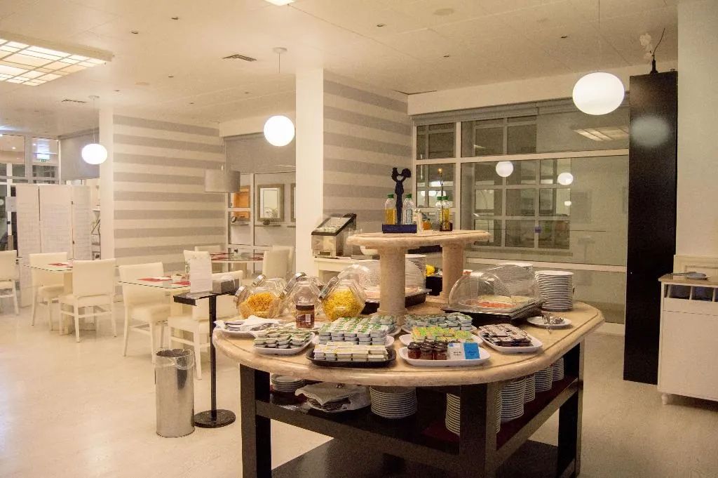 Restaurant, TRYP Montijo Parque Hotel, Lisbon