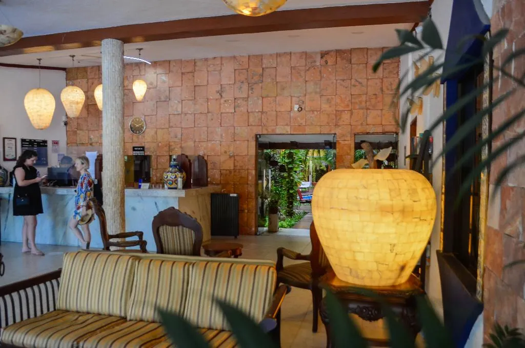 Lobby, Las Golondrinas, Playa Del Carmen