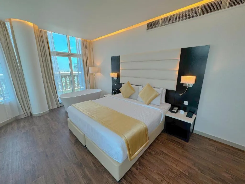 SUITE CLUB Room, Sunday Mega Hotel Sheikh Zayed Road Near DIFC, Dubai
