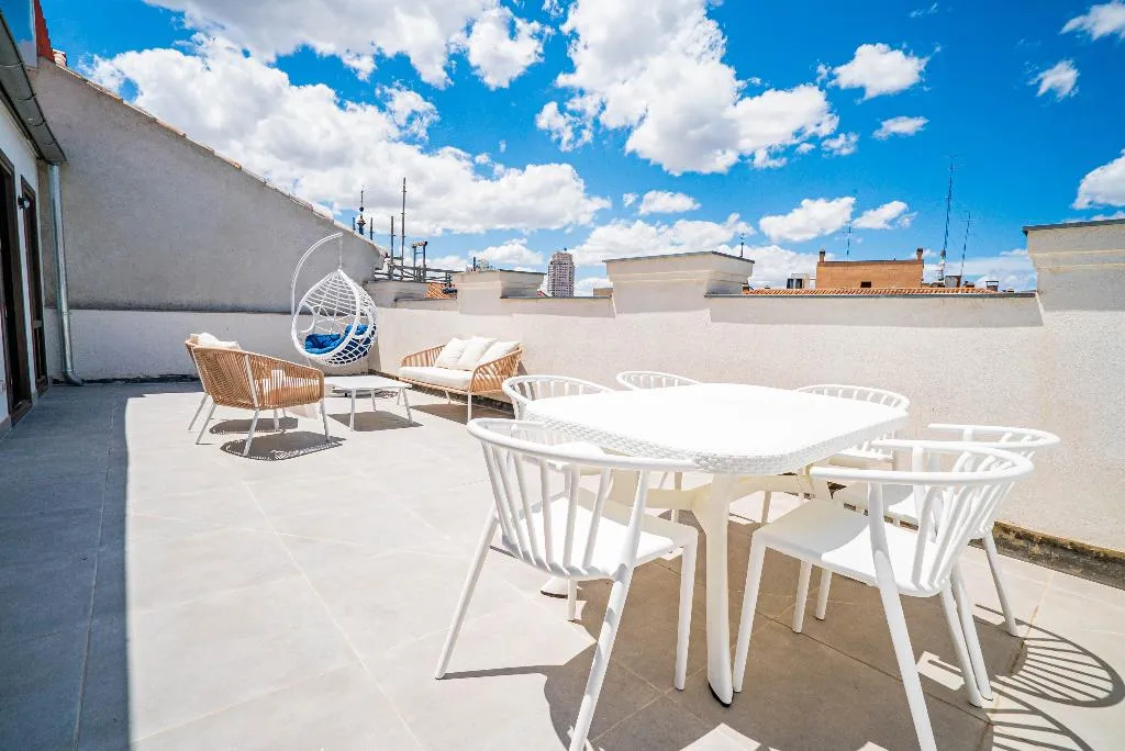 APARTMENT TWO BEDROOMS WITH TERRACE Room, Smartr Madrid Gran Vía Apartments, Madrid