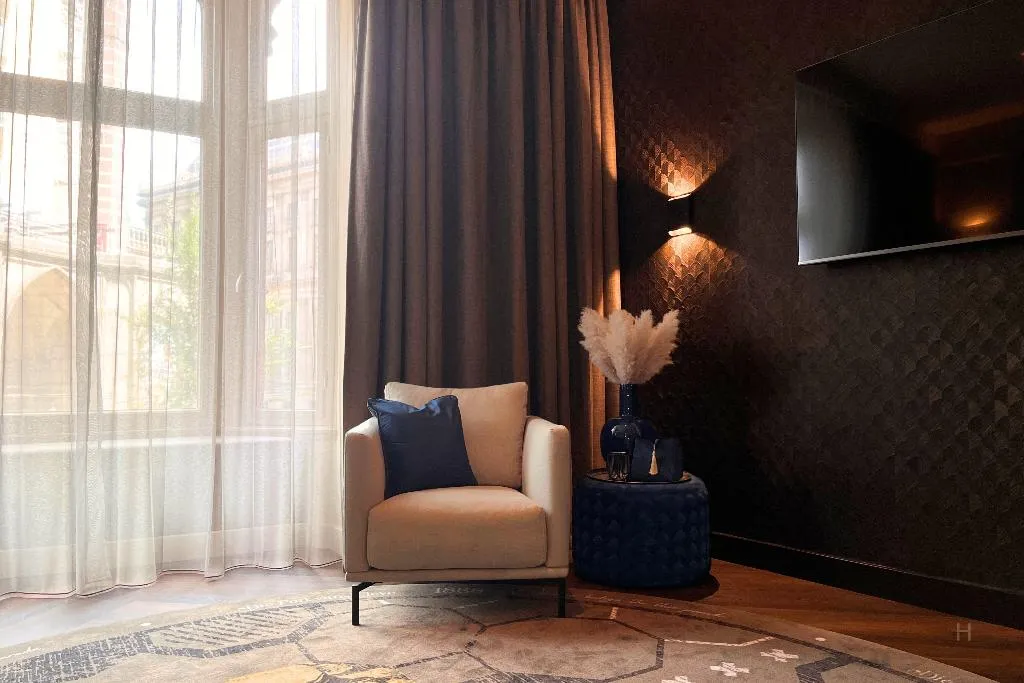 SUITE SUPERIOR Room, Die Port Van Cleve, Amsterdam