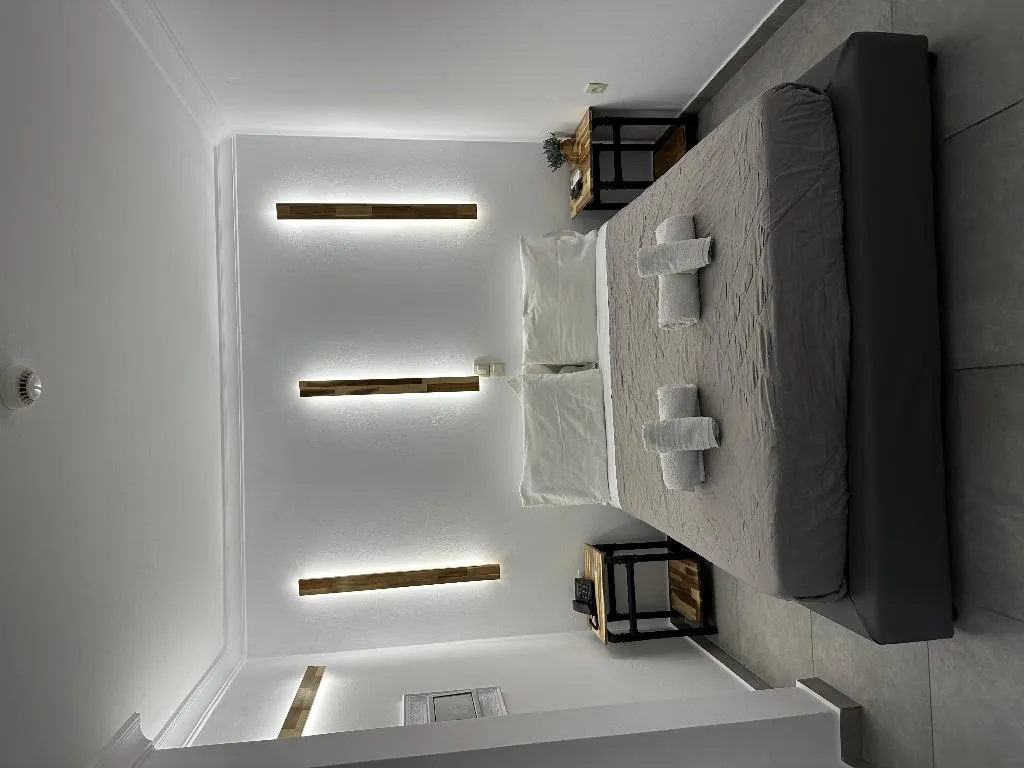 STUDIO CAPACITY 2 Room, Lucia Villas, Santorini