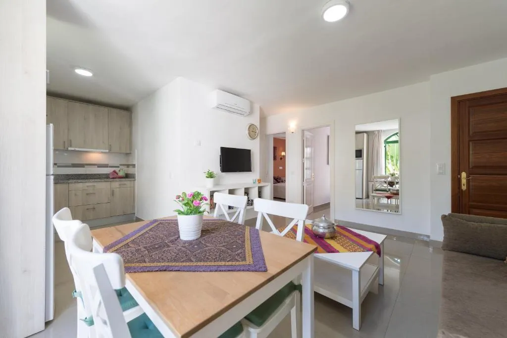 APARTMENT TWO BEDROOMS Room, Billy’s Puerto de Mogán Apartments by LIVVO, Gran Canaria