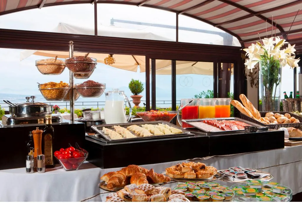 Restaurant, San Francesco Al Monte, Naples