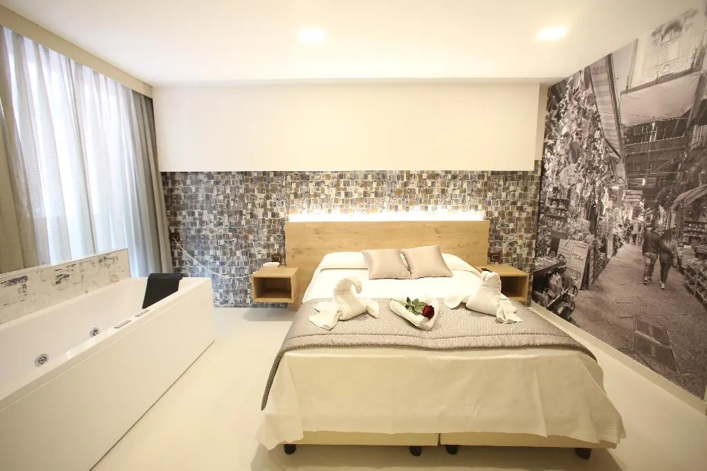 DOUBLE DELUXE Room, Relais Piazza del Plebiscito, Naples