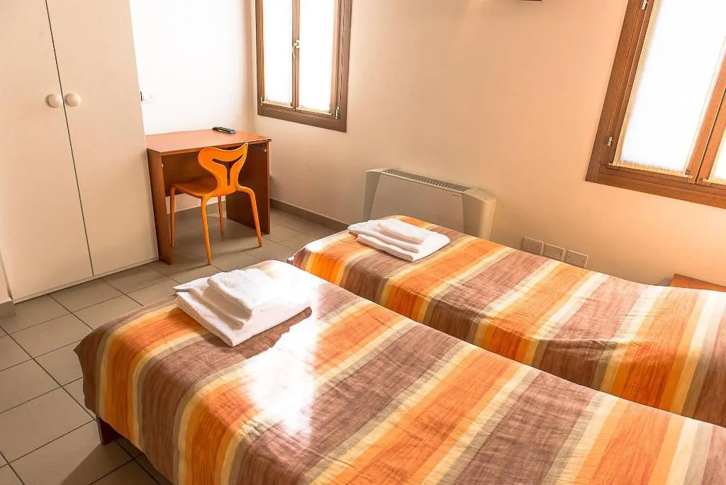 Room, Domus Clugiae, Venice
