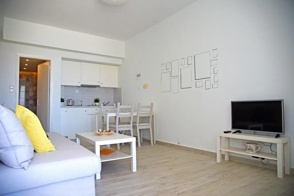 Room, Castello Apartments, Crete